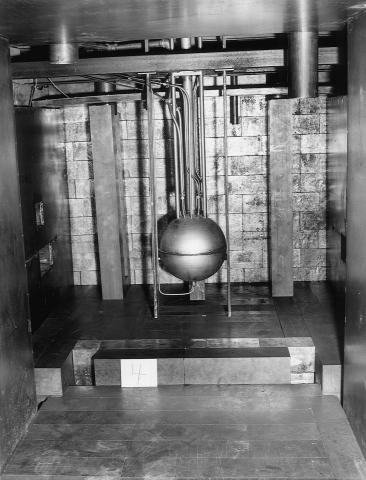 The Los Alamos Water Boiler reactor, circa 1944